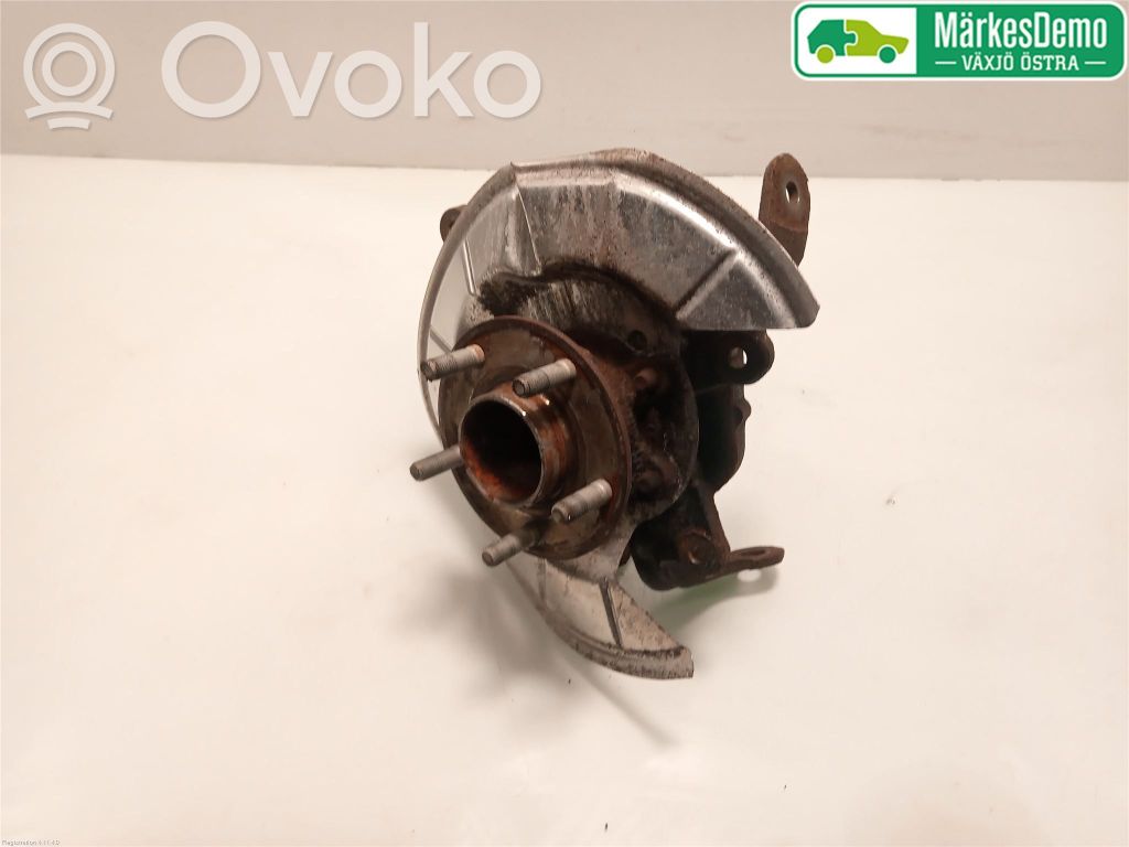 Ford Focus Aizmugurē riteņa rumbas vārpstas šarnīrs (stupica, capfa) 