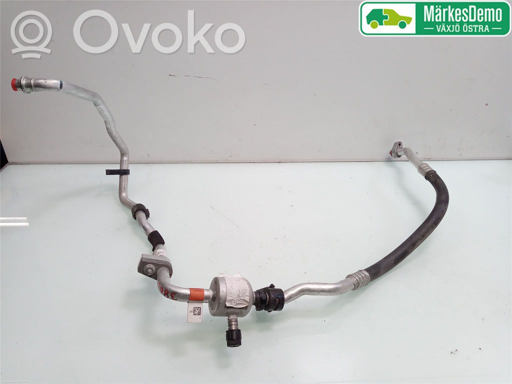 Ford Focus Ilmastointilaitteen putki (A/C) 