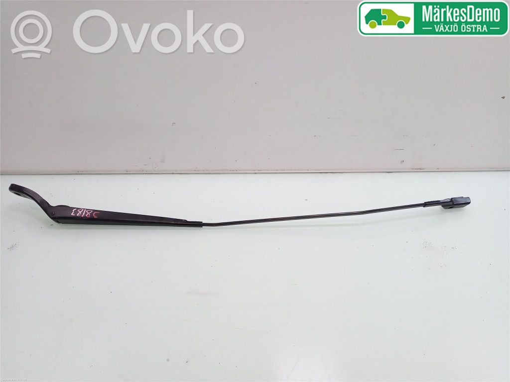 Citroen Berlingo Front wiper blade arm 