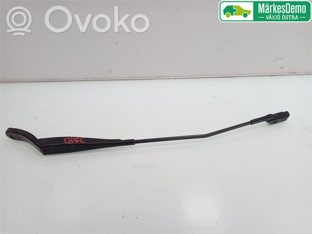 Citroen Berlingo Front wiper blade arm 