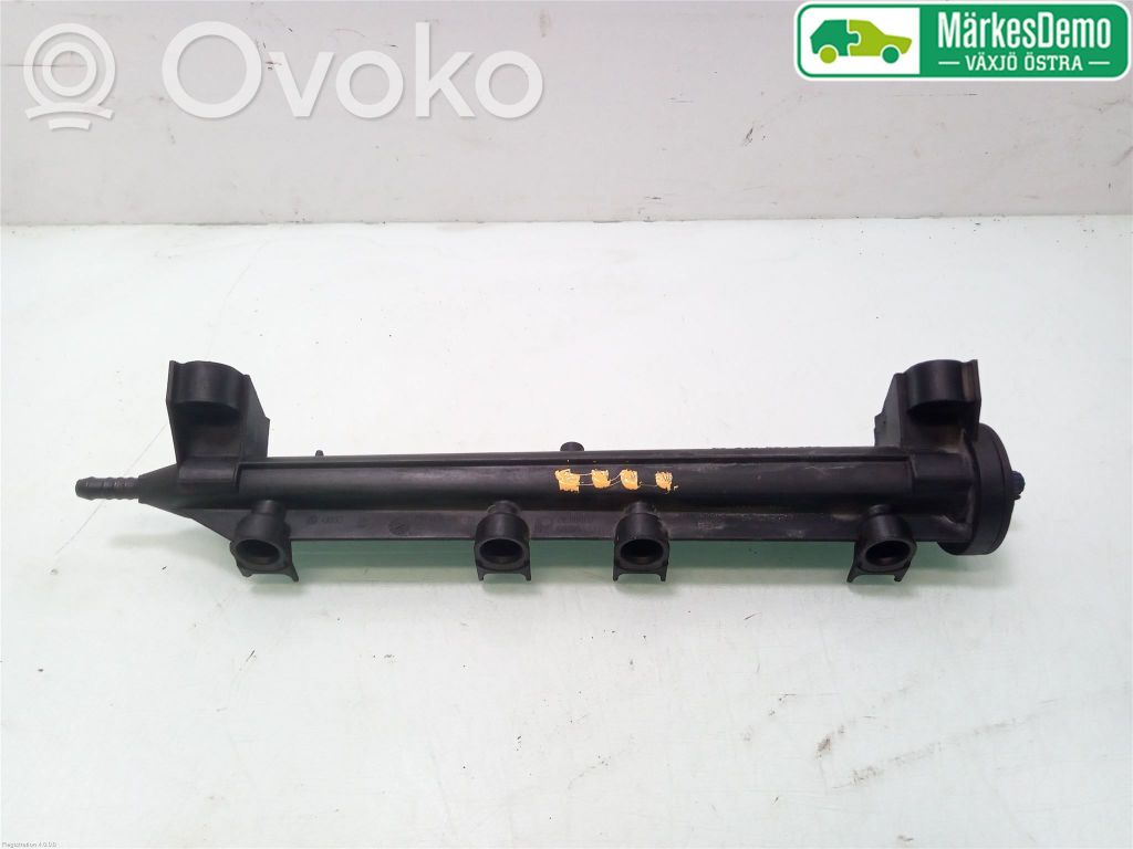 Volkswagen Golf V Rampă alimentare injectoare 
