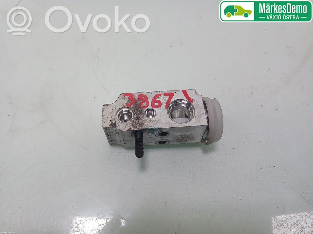KIA Ceed Air conditioning (A/C) expansion valve 