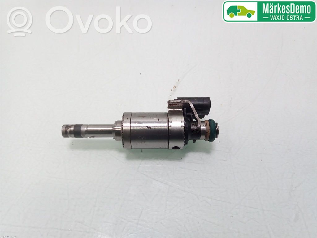 Fuel injector   2117946