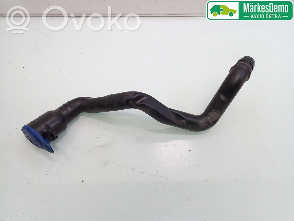Volvo V70 Rurka wlewu płynu do spryskiwaczy szyb 