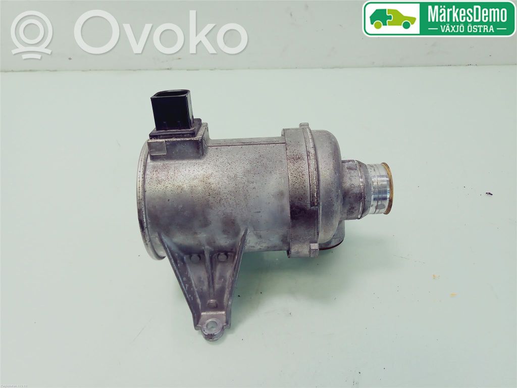 Volvo S60 Vesipumppu 