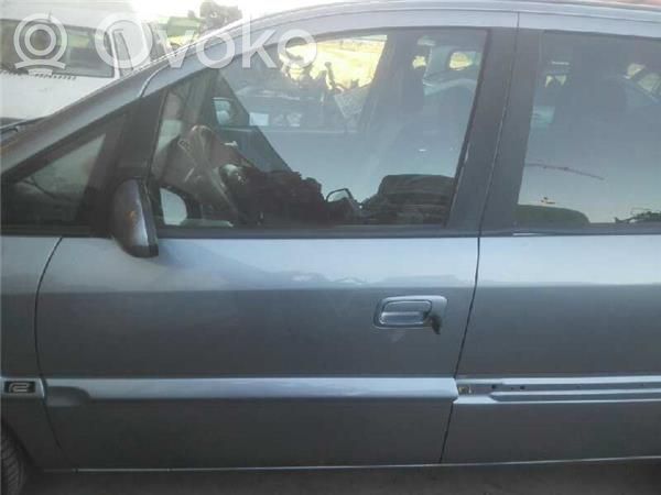 Opel Zafira A Drzwi przednie 
