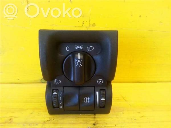 Light switch   90569813