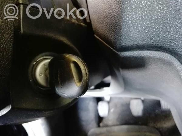 Ford Focus Užvedimo spynelė 