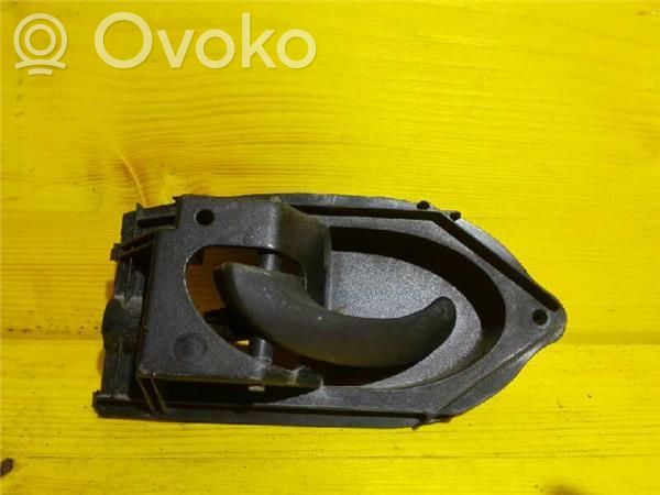 Manecilla interna puerta delantera   97KGB22601AF