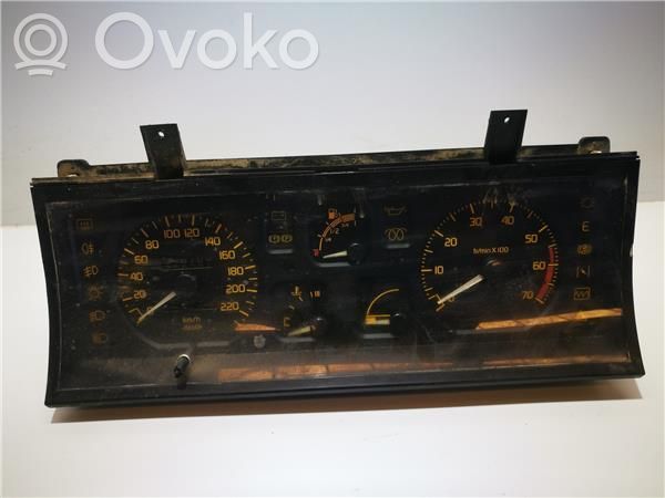 Renault 19 Speedometer (instrument cluster) 