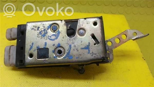 Etuoven lukko