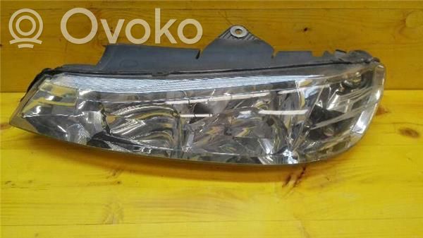 Peugeot 406 Phare frontale 