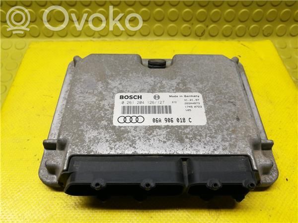 Komputer / Sterownik ECU silnika   6A906018C,261204126127