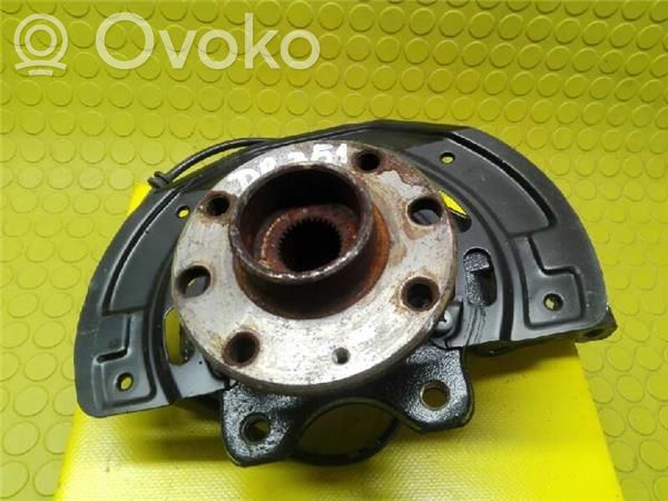 Opel Vectra B Zwrotnica koła przedniego 