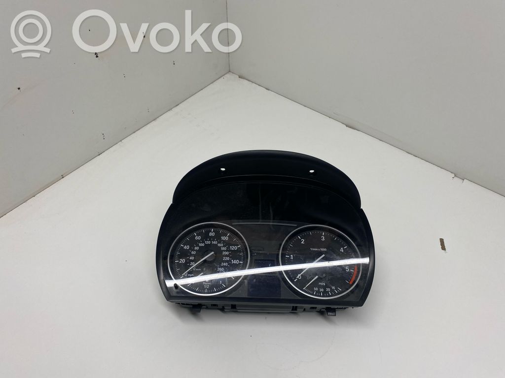 BMW 3 E92 E93 Nopeusmittari (mittaristo) 