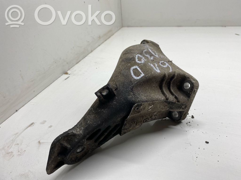 Variklio tvirtinimo kronšteinas   6906,LN4046000