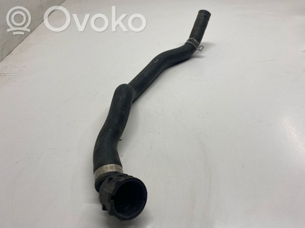 BMW 1 E81 E87 Tubo flessibile del liquido di raffreddamento del motore 