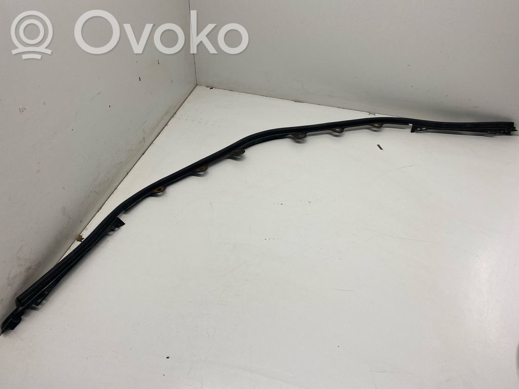 BMW 1 E81 E87 Engine compartment rubber 