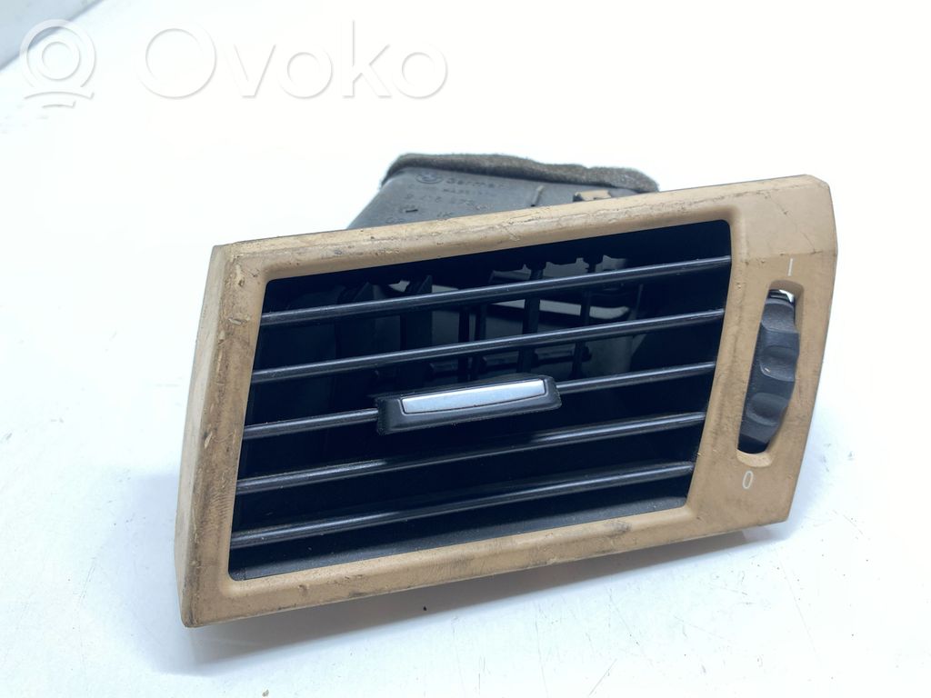 BMW X3 E83 Copertura griglia di ventilazione laterale cruscotto 