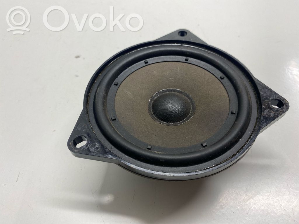 BMW X3 E83 Subwoofer speaker 