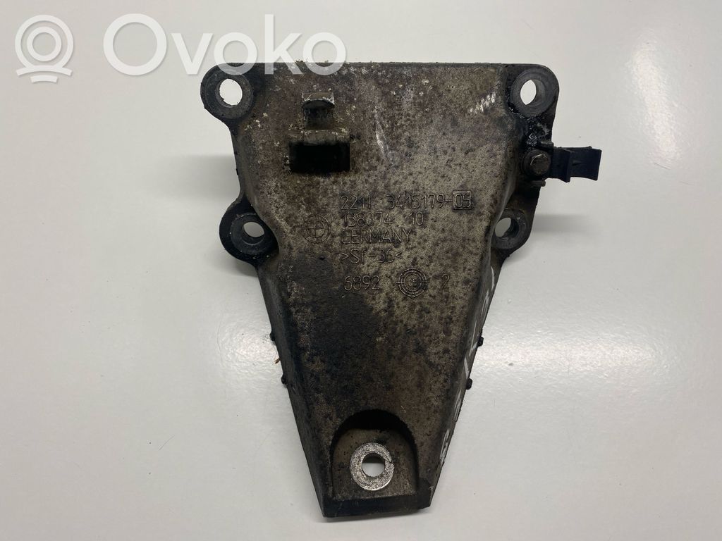 BMW X3 E83 Engine mounting bracket 