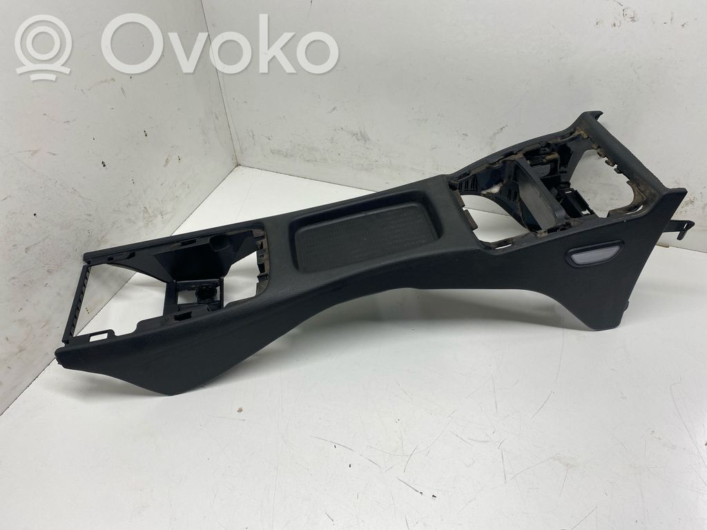 BMW 3 E92 E93 Kita salono detalė 