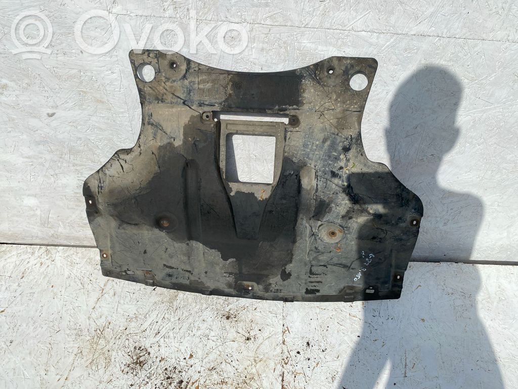 BMW X3 E83 Variklio dugno apsauga 