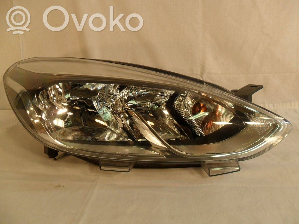 Headlight/headlamp   B01720147