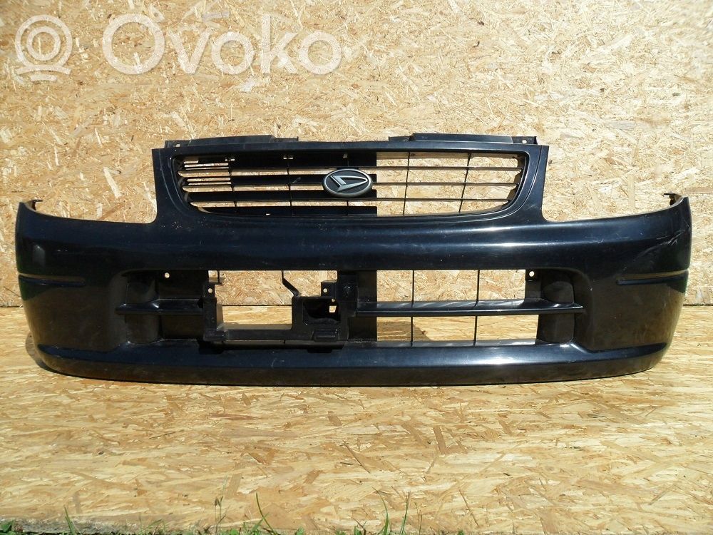 Daihatsu L250 Paraurti anteriore 
