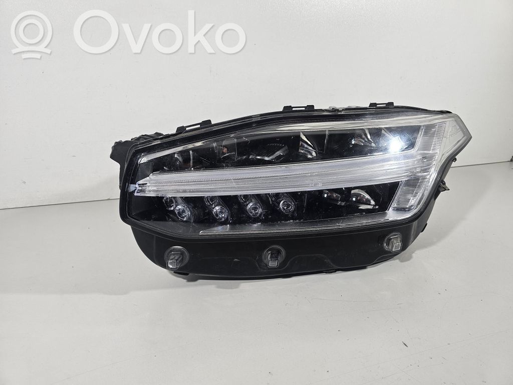 Volvo XC90 Scheinwerfer 