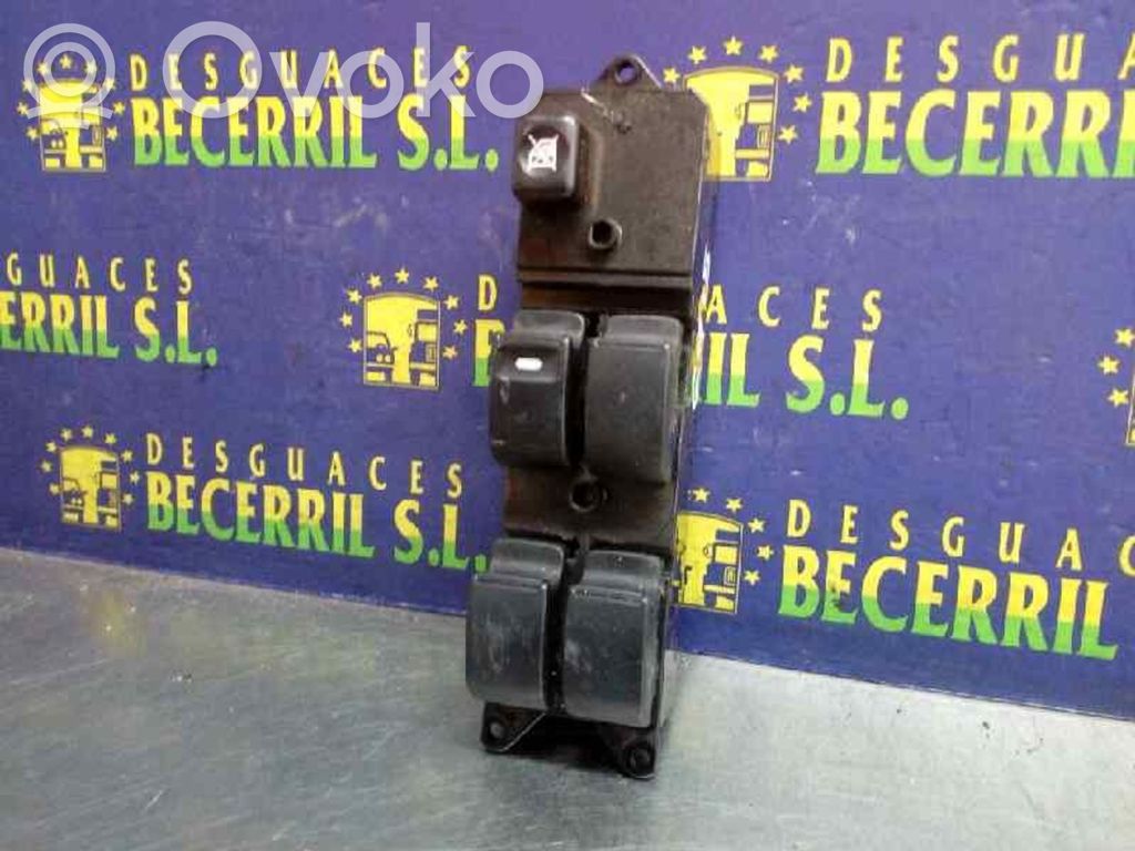 Interruptor del elevalunas eléctrico   MR587475,C8DD367M