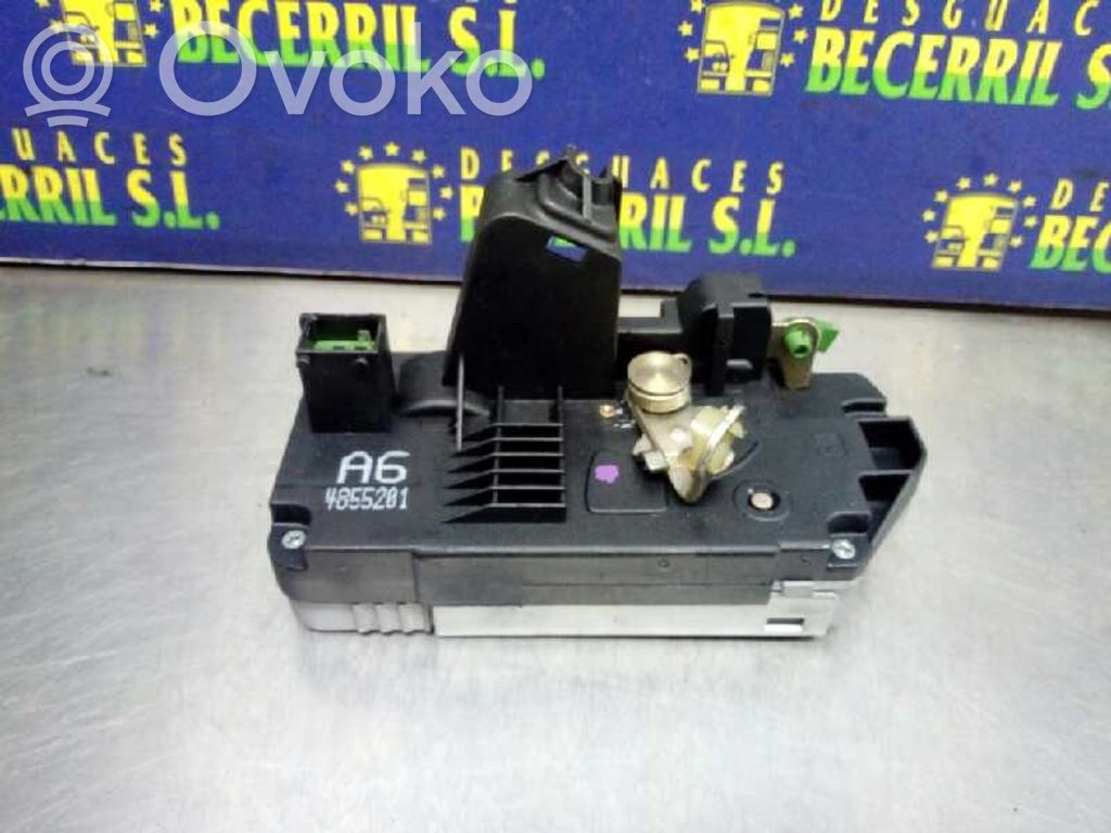 Cerradura de puerta trasera   4855201