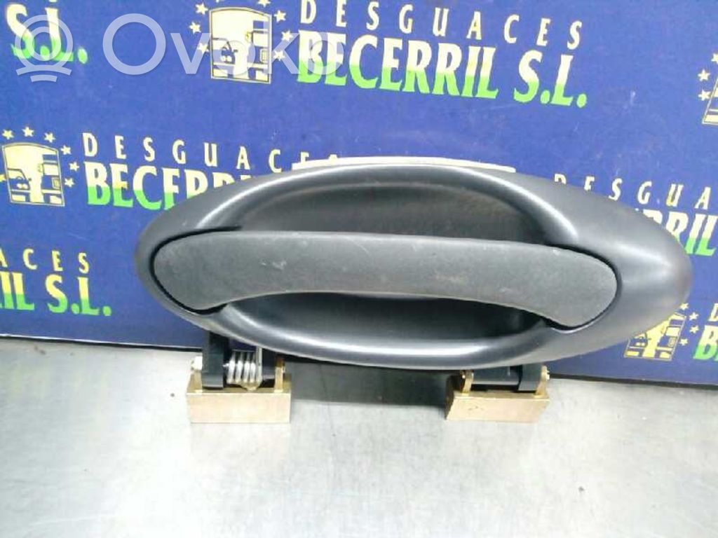 Manecilla externa puerta trasera   4553285