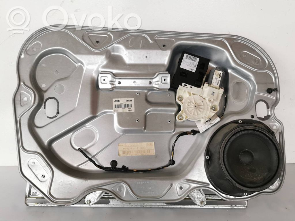 Regulador manual de la ventanilla delantera   984617111,4M5T14B531BD