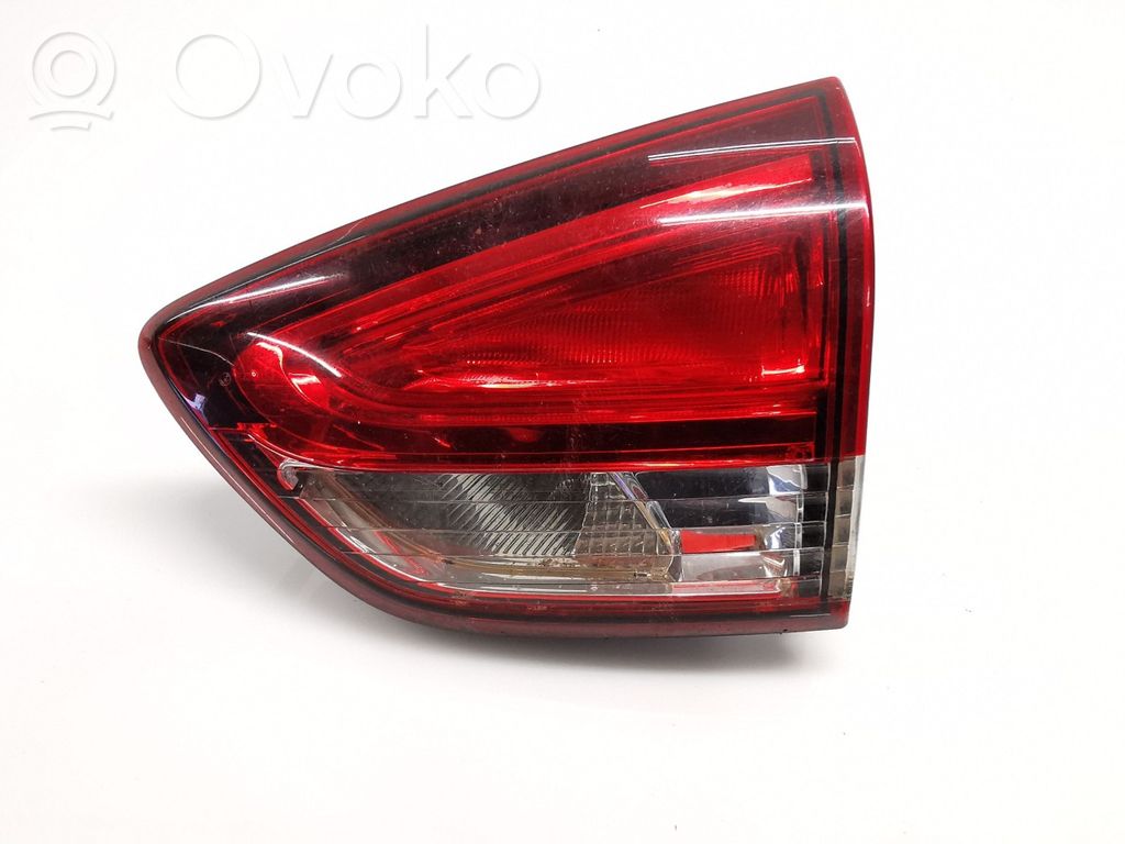 Renault Clio IV Rivestimento portellone 