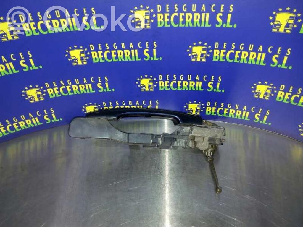 Manecilla externa puerta delantera   7701472932