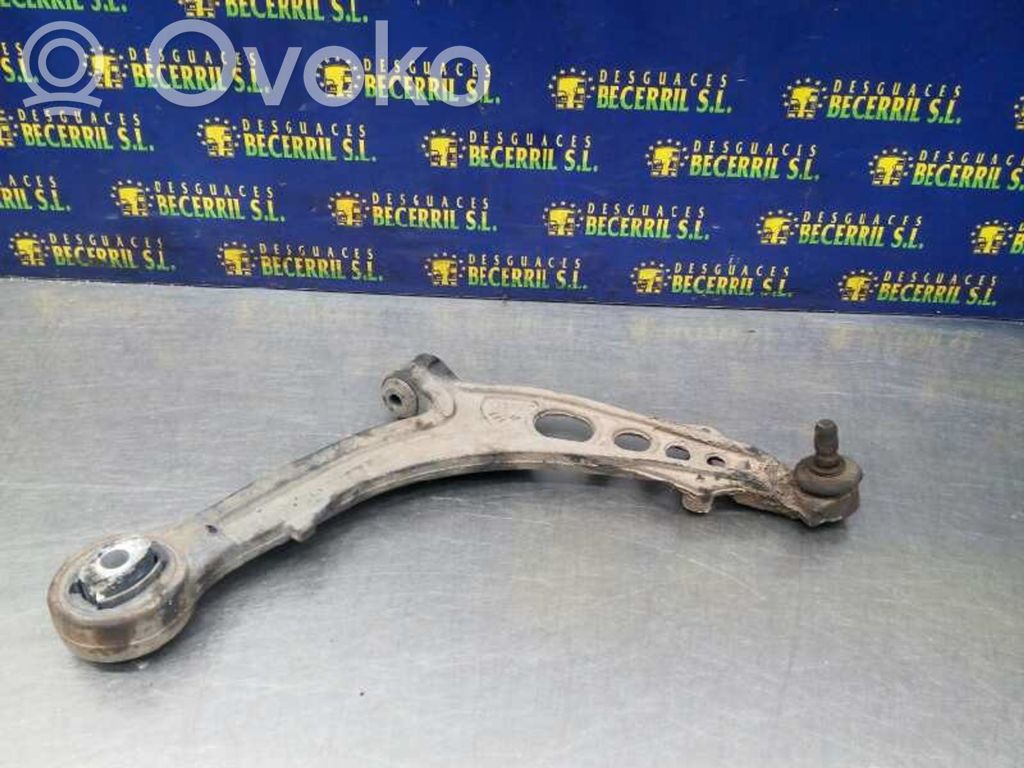 Fiat Punto (188) Wahacz przedni 
