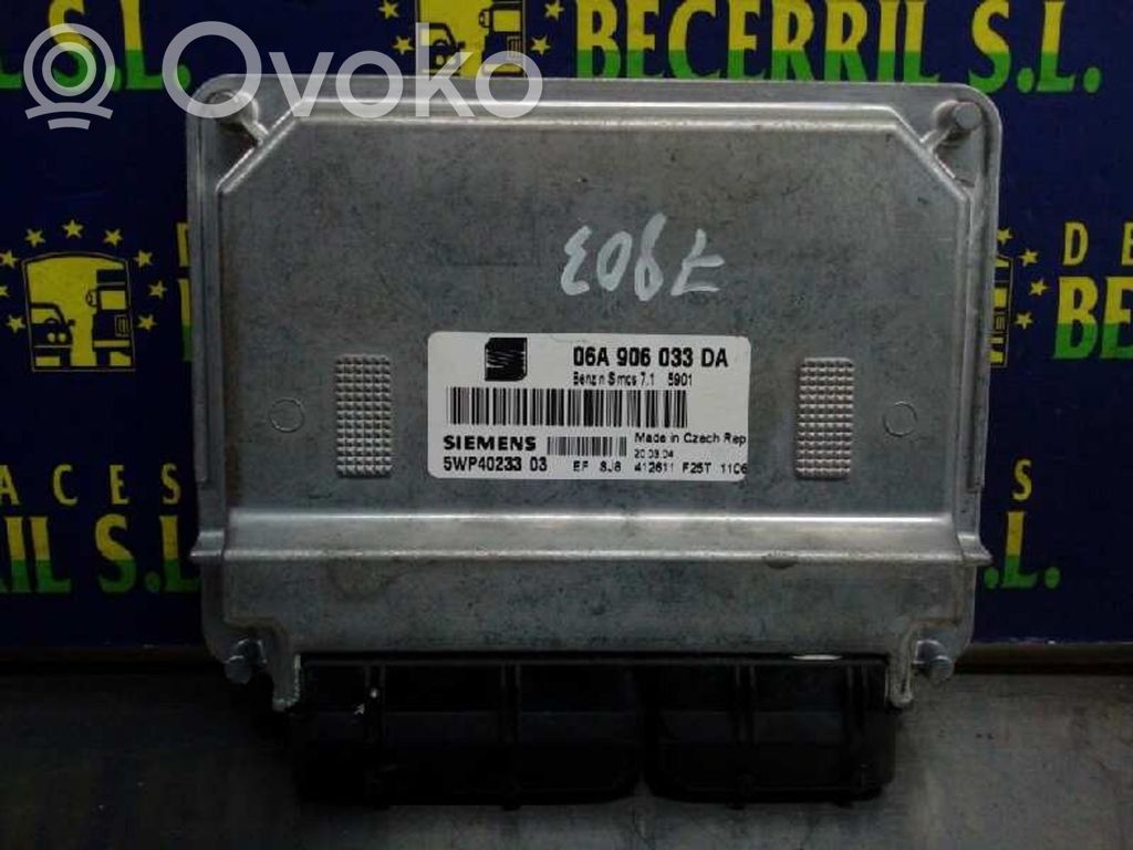 Unidad de control/módulo del motor   06A906033DA,5WP4023303