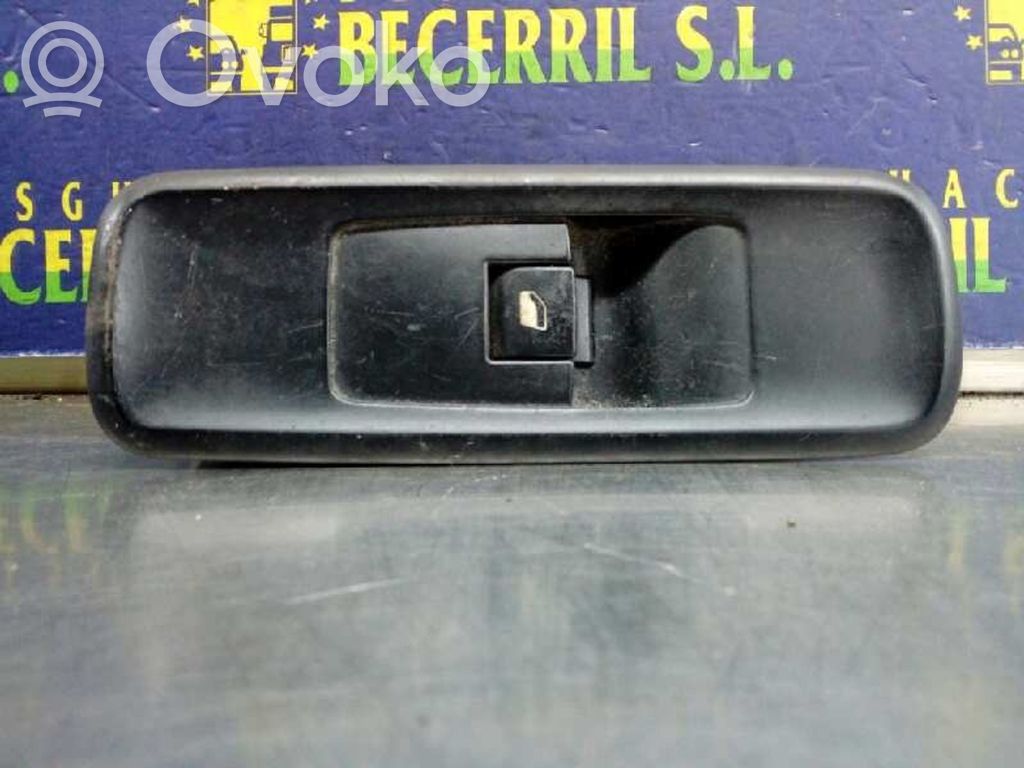 Interruptor del elevalunas eléctrico