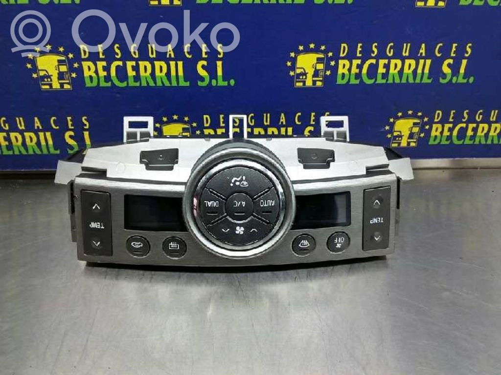 Toyota Verso Air conditioner control unit module 