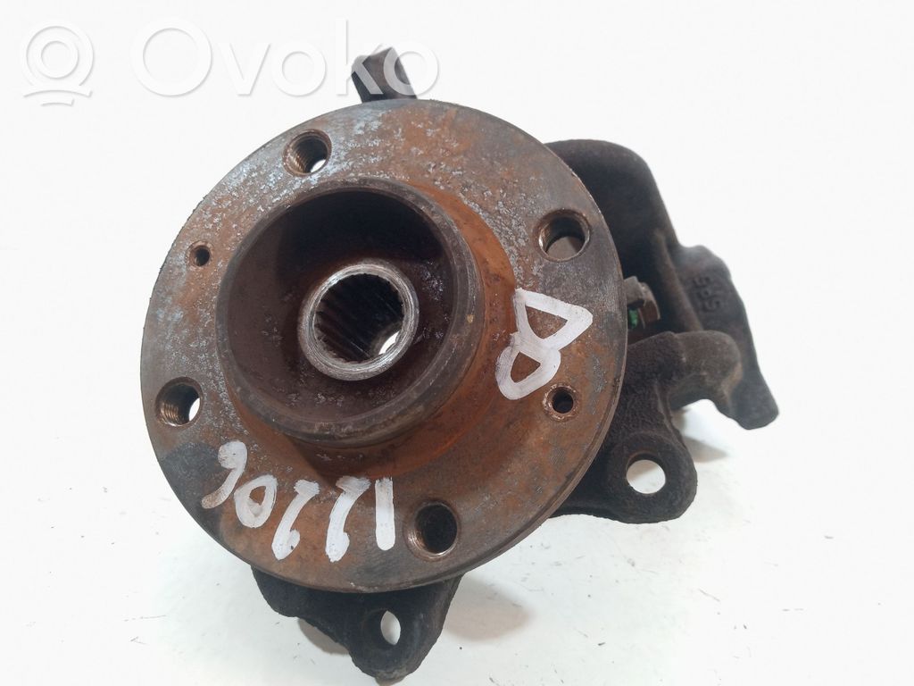 Front wheel hub spindle knuckle