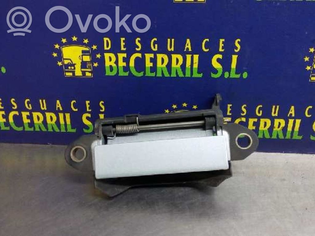 Manecilla externa puerta trasera   4A0839205