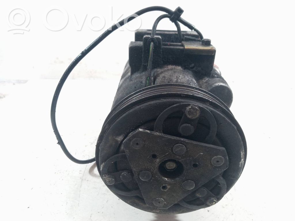 Audi A4 S4 B5 8D Kompresor / Sprężarka klimatyzacji A/C 