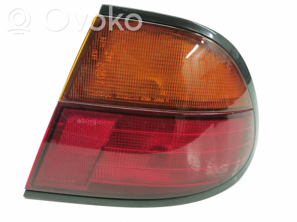 Nissan Almera Lampă spate în caroserie