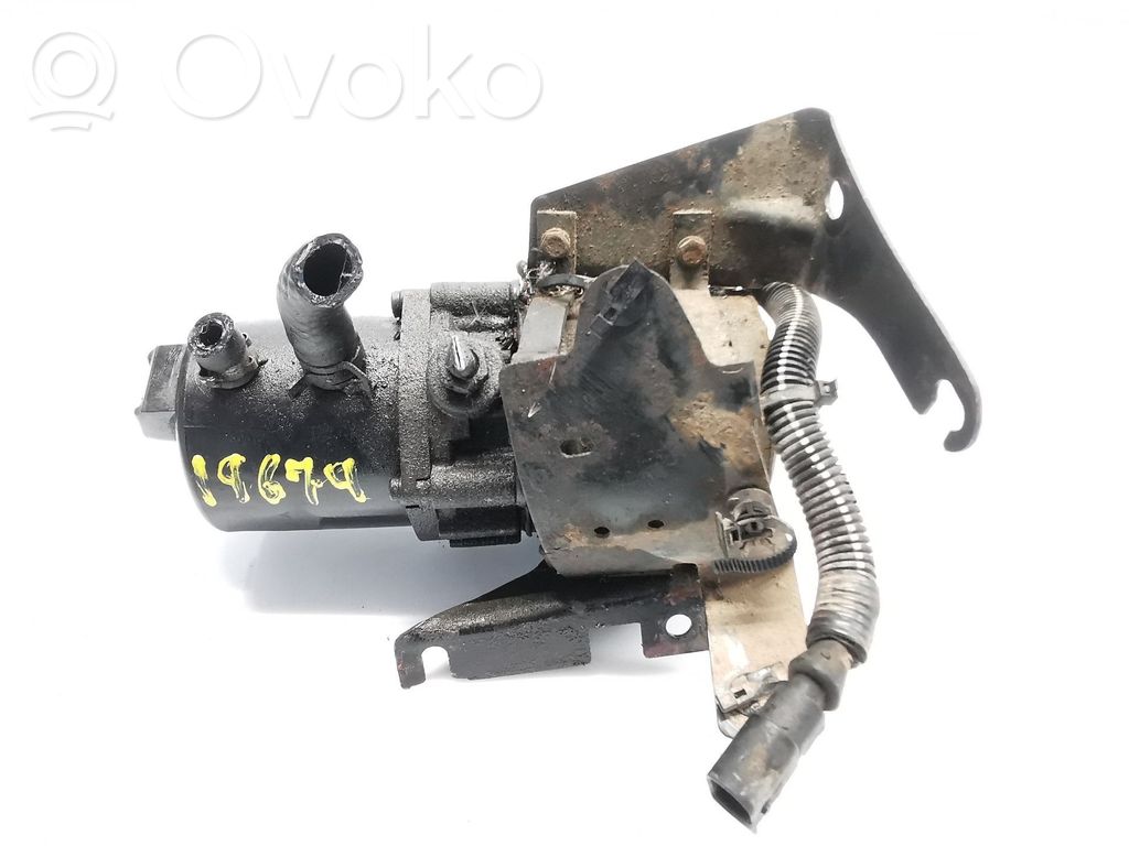 Citroen Saxo Ohjaustehostimen pumppu 