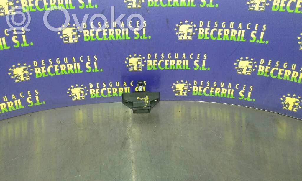 Tailgate lock latch   7700791731