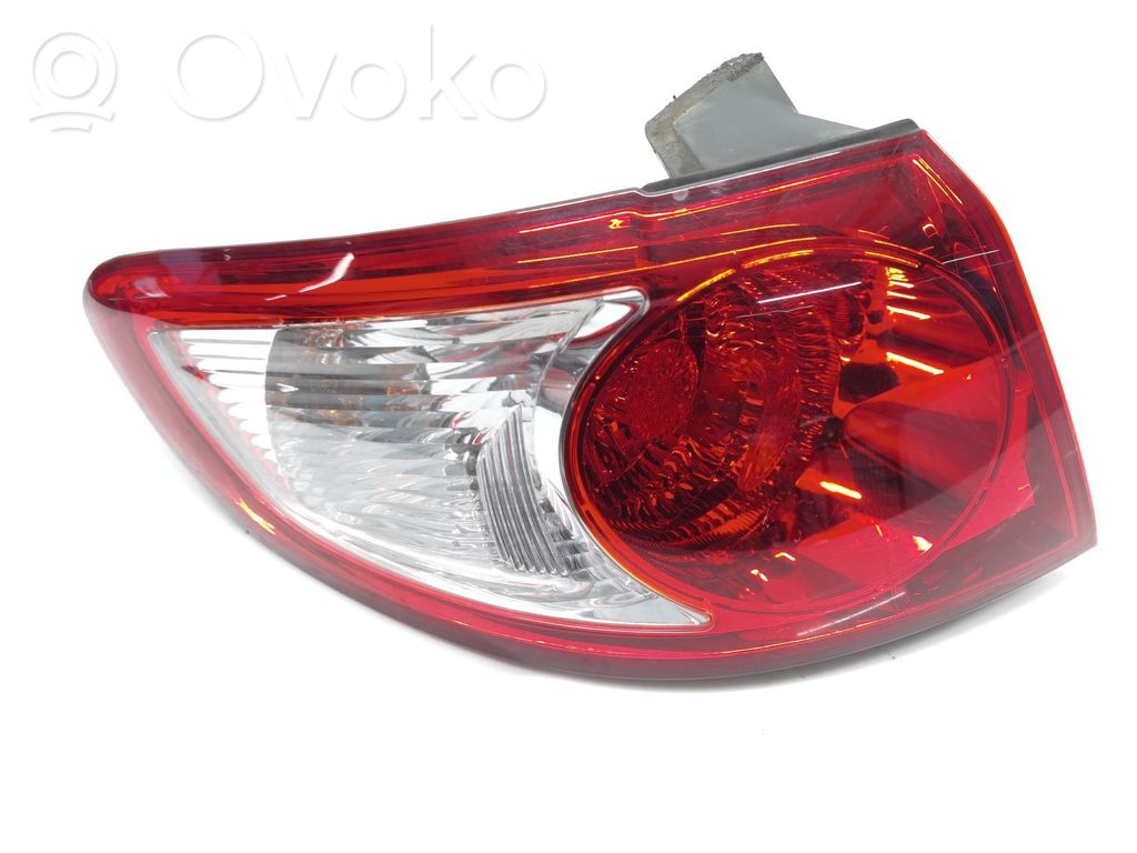 Luz trasera/de freno   924012B000