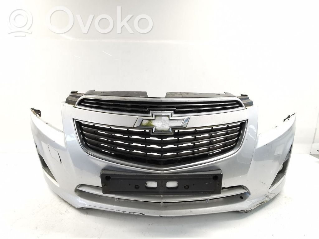 Chevrolet Cruze Pare-choc avant 