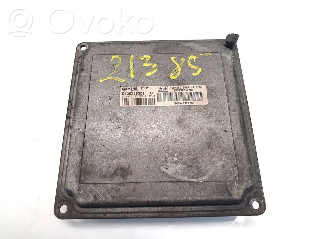 Variklio valdymo blokas   S120215301