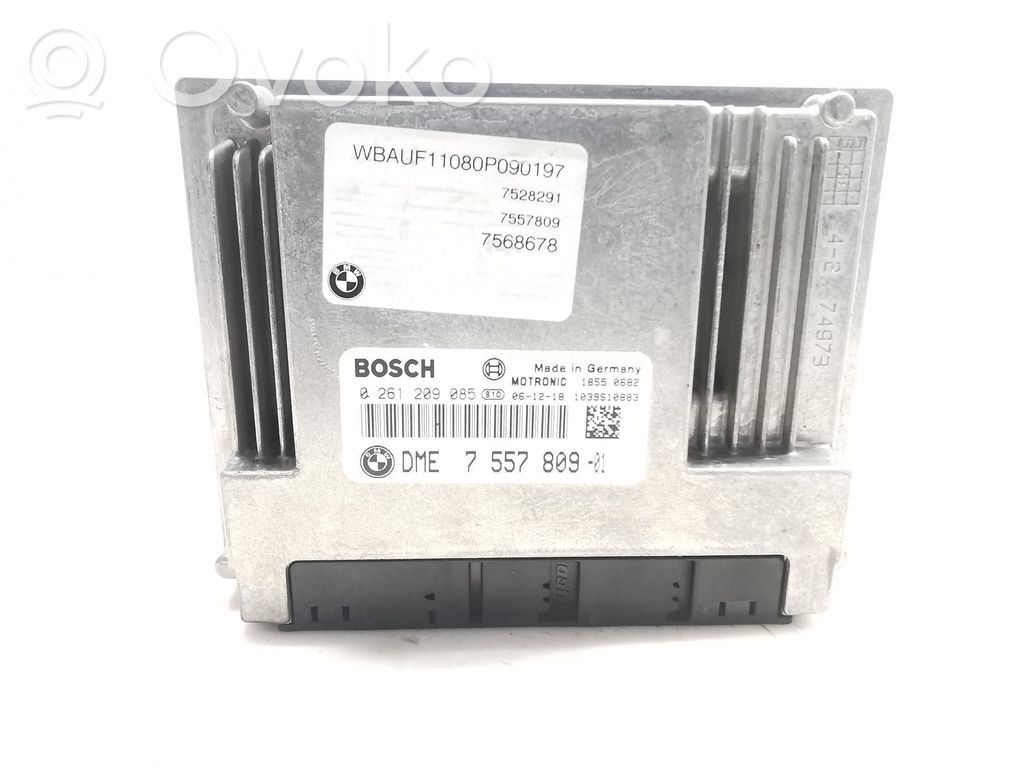 BMW 1 E81 E87 Variklio valdymo blokas 